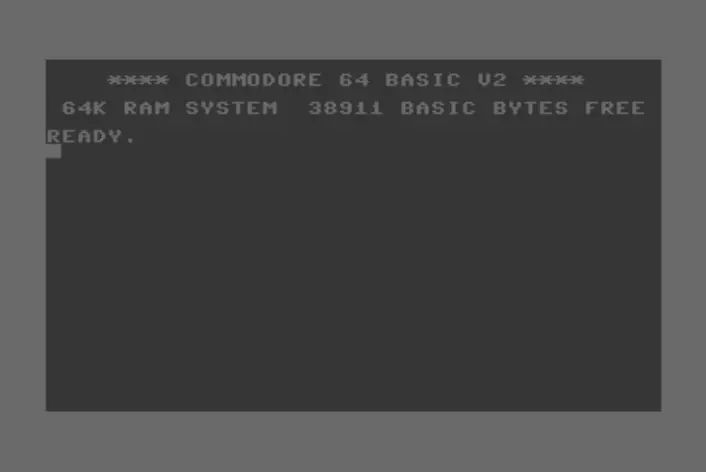 Pantalla de arranque del Commodore 64 con el mensaje del BASIC 2.0 sobre fondo azul