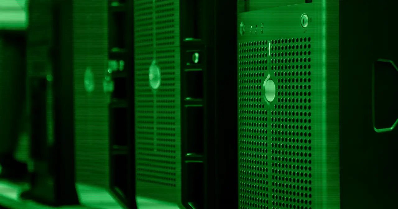 Concepto de almacenamiento de datos: discos y servidores donde viven los sistemas de archivos de Linux