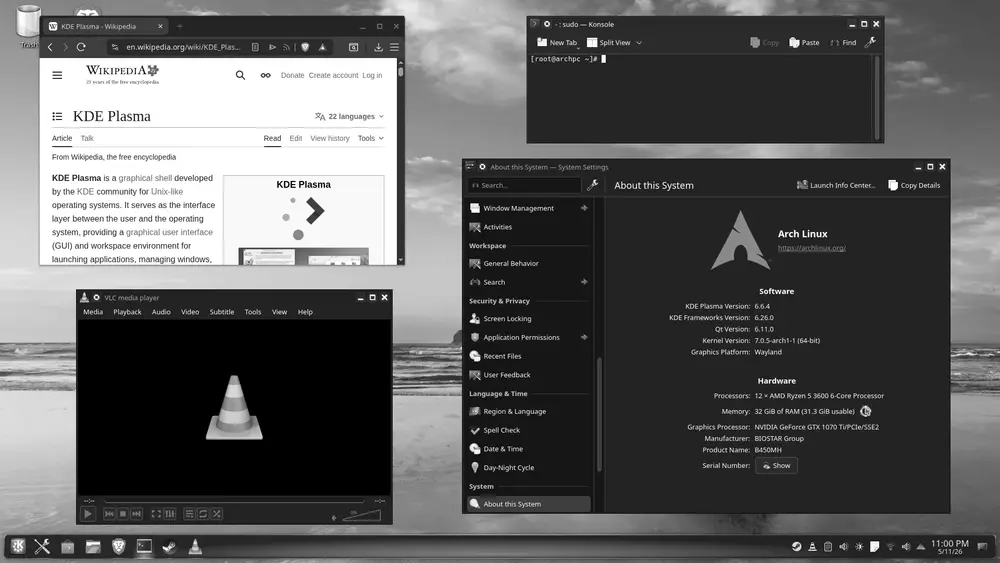 Captura del escritorio KDE Plasma 6 con su barra inferior, menu de inicio y diseno clasico personalizable